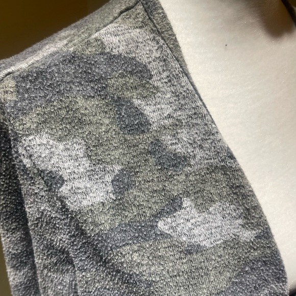 ⛄️CLEARANCE⛄️ Absolutely Famous duster cardigan - Picture 4 of 7